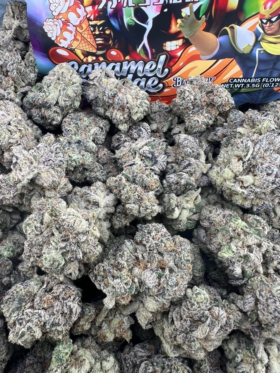 Falcon Premium Cannabis Flower - Image 3